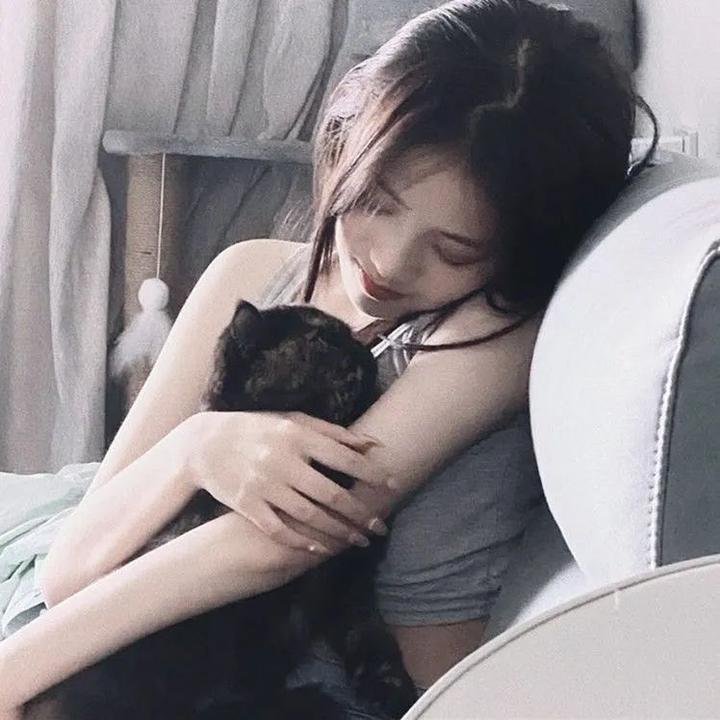 亲爱的女士